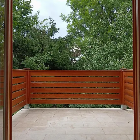 Zova Hemel 아파트 즐라티보