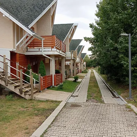 Zova Hemel 아파트 *